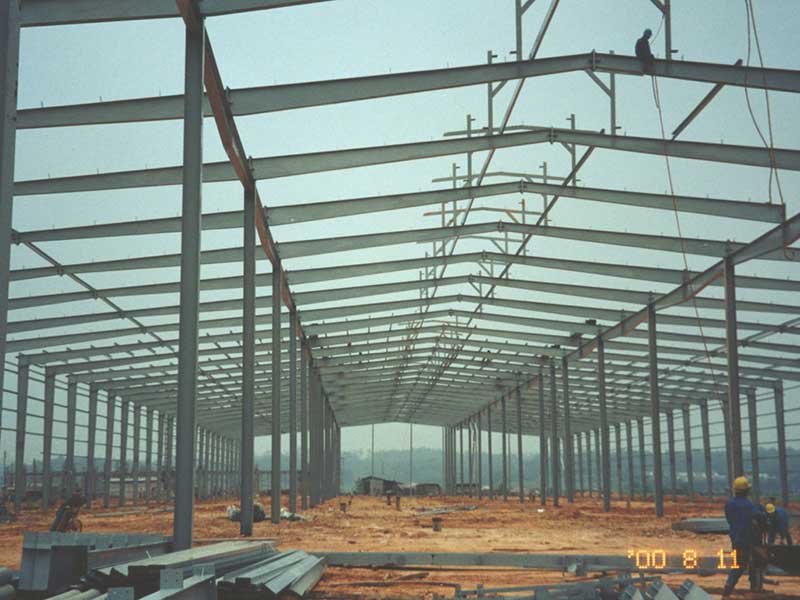 施工中的南海铝业公司厂房 全钢结构（共计8000平方米建筑面积）.jpg